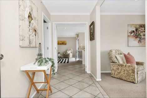 Photo of property in 55 Armoy Drive, East Tamaki, Auckland, 2016