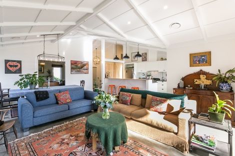 Photo of property in 18 Reynolds Road, Havelock North, 4130