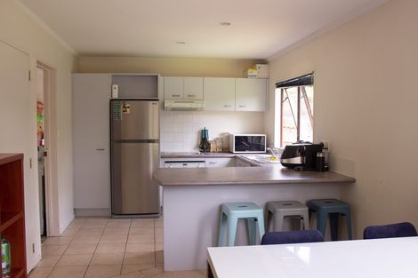 Photo of property in 6/30 Roanoke Way, Albany, Auckland, 0632