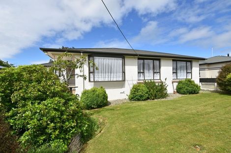 Photo of property in 58 Kilmarnock Street, Wallacetown, 9816