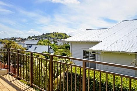 Photo of property in 29 Jubilee Avenue, Devonport, Auckland, 0624