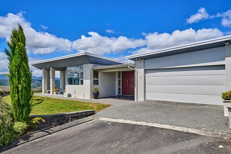 Photo of property in 11 Winifred Way, Belmont, Lower Hutt, 5010