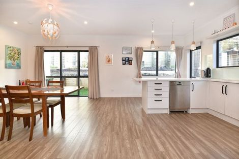 Photo of property in 3 Resolution Drive, Gulf Harbour, Whangaparaoa, 0930