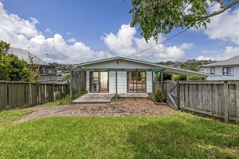 Photo of property in 233 Vipond Road, Stanmore Bay, Whangaparaoa, 0932