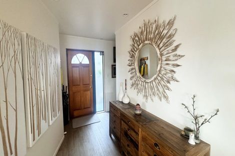 Photo of property in 19a Rangatira Road, Birkdale, Auckland, 0626