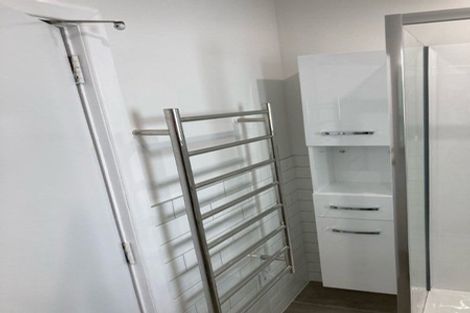 Photo of property in Rehutai Flats, 2/268 Oriental Parade, Oriental Bay, Wellington, 6011