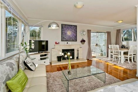 Photo of property in 1/42 Lyttelton Avenue, Forrest Hill, Auckland, 0620