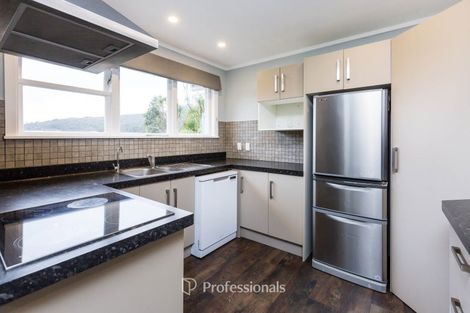 Photo of property in 27 Ngahere Street, Stokes Valley, Lower Hutt, 5019