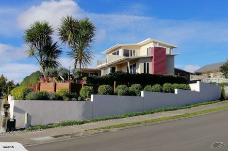 Photo of property in 68 Rochfort Road, Havelock North, 4130