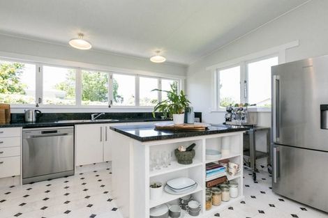 Photo of property in 1001 Plunket Street, Saint Leonards, Hastings, 4120