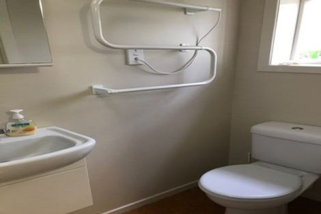 Photo of property in 48 Pah Road, Cockle Bay, Auckland, 2014