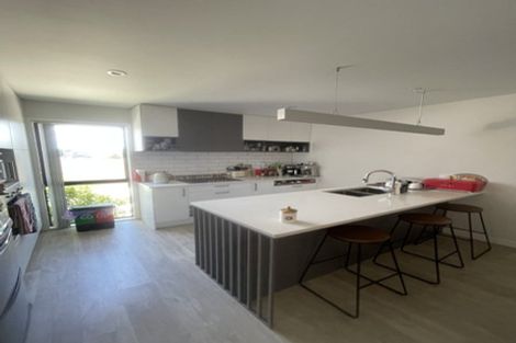 Photo of property in 38c Links Road, New Lynn, Auckland, 0600