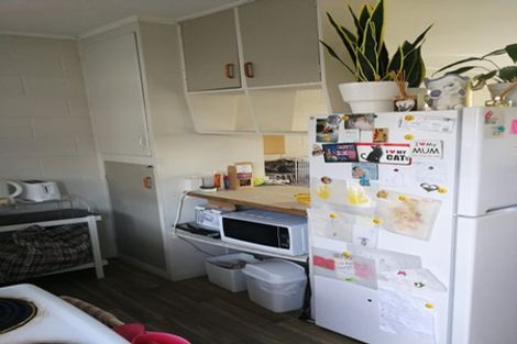 Photo of property in 1/58 Clayburn Road, Glen Eden, Auckland, 0602