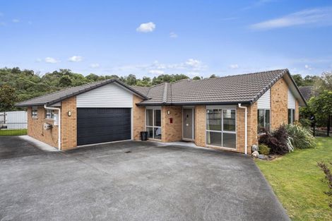 Photo of property in 41 Pukeko Way, Kinloch, Taupo, 3377