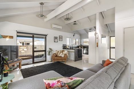 Photo of property in 213a Chartwell Avenue, Whangamata, 3620