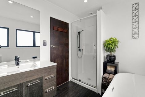 Photo of property in 31 Alison Street, Mangakakahi, Rotorua, 3015