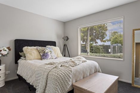 Photo of property in 4 Magnolia Lane, St Albans, Christchurch, 8052