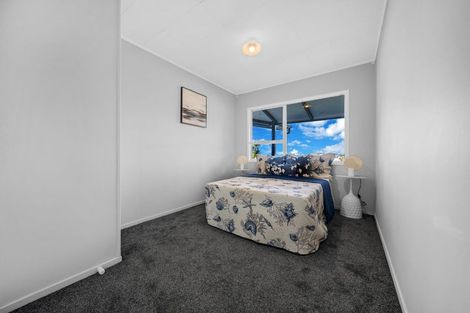 Photo of property in 52 Keegan Drive, Massey, Auckland, 0614