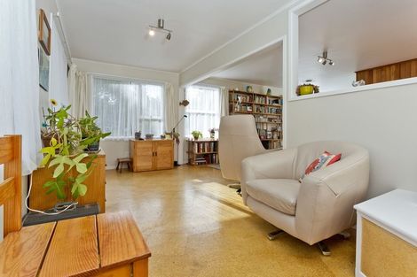 Photo of property in 16 Carina Crescent, Torbay, Auckland, 0630