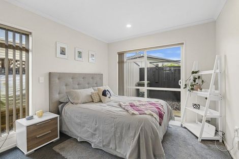 Photo of property in 379 Carrington Street, Upper Vogeltown, New Plymouth, 4310