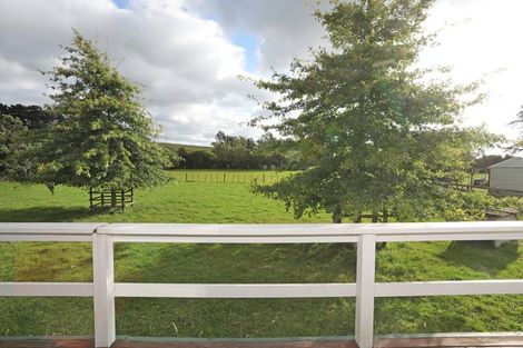 Photo of property in 450 Fitzherbert Road East, Aokautere, Palmerston North, 4471