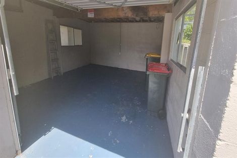 Photo of property in 2 Hinau Street, Pukehangi, Rotorua, 3015