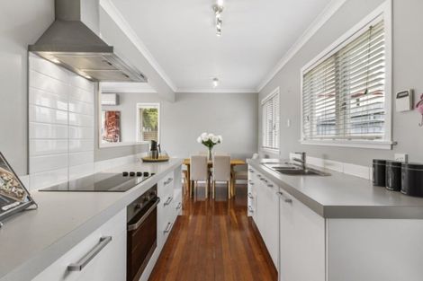 Photo of property in 62 Gibson Road, Dinsdale, Hamilton, 3204