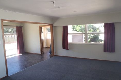 Photo of property in 37 Meilland Place, Glen Eden, Auckland, 0602