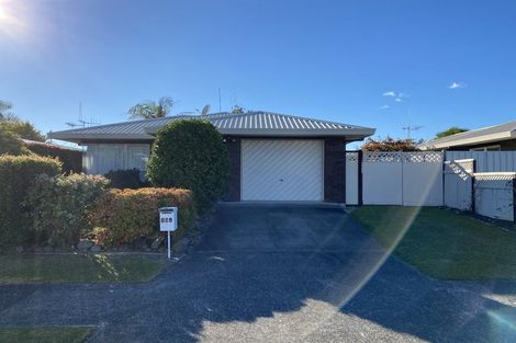 Photo of property in 15a Cedar Grove, Matua, Tauranga, 3110