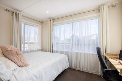 Photo of property in 8 Chard Street, Westown, New Plymouth, 4310