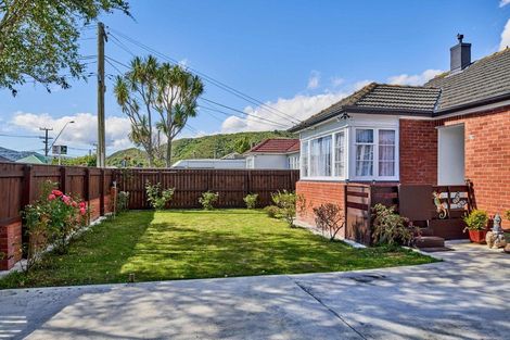 Photo of property in 218 Naenae Road, Naenae, Lower Hutt, 5011