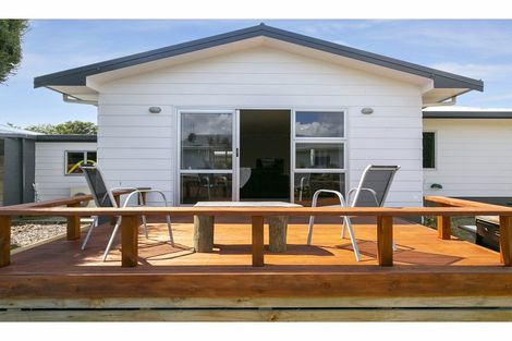 Photo of property in 35 Otupai Street, Two Mile Bay, Taupo, 3330