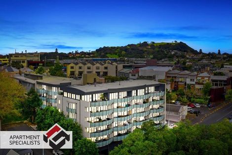 Photo of property in 8 Basque Road, Eden Terrace, Auckland, 1021