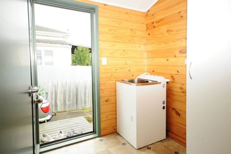 Photo of property in 136 Te Awa Avenue, Te Awa, Napier, 4110