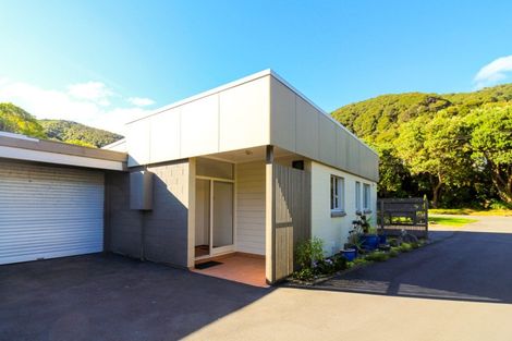 Photo of property in 1/63 Cheviot Road, Lowry Bay, Lower Hutt, 5013