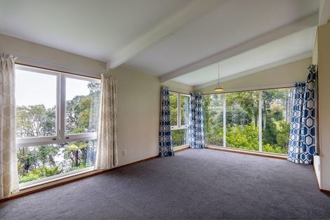 Photo of property in 57 Arapito Road, Titirangi, Auckland, 0604
