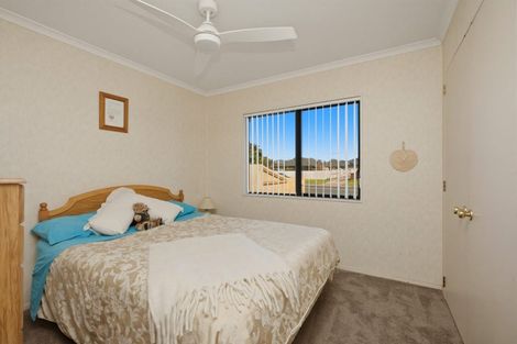 Photo of property in 293 Gravatt Road, Papamoa Beach, Papamoa, 3118