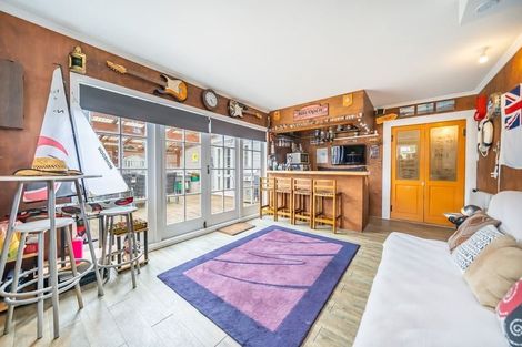 Photo of property in 4 Cabin Lane, Whitby, Porirua, 5024