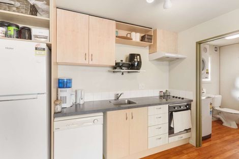 Photo of property in 2/35 Ely Street, Christchurch Central, Christchurch, 8013