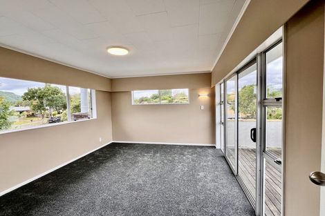 Photo of property in 76 California Drive, Totara Park, Upper Hutt, 5018