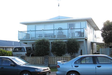 Photo of property in 18 Brandon Street, Otaki, 5512
