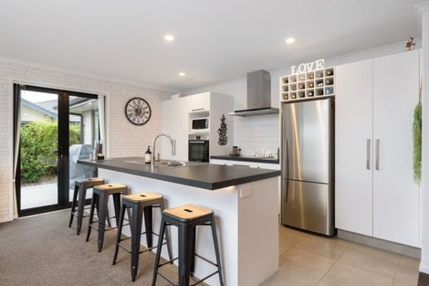 Photo of property in 1 Blanche Road, Papamoa Beach, Papamoa, 3118