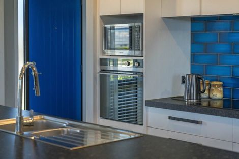 Photo of property in 28 Maunganamu Drive, Wharewaka, Taupo, 3330