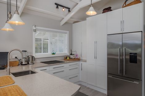 Photo of property in 15 Deeming Road, Okiato, Russell, 0272