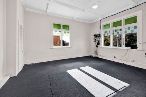 Photo of property in 98 Liardet Street, New Plymouth, 4310