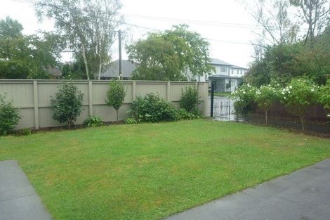 Photo of property in 2 Plynlimon Road, Fendalton, Christchurch, 8052