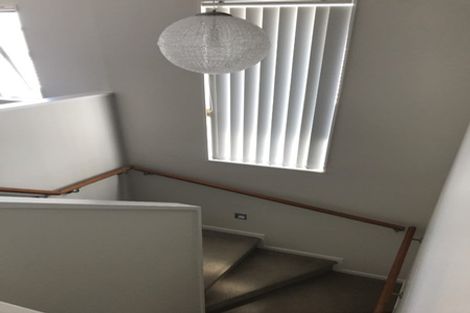 Photo of property in 16 Dalray Avenue, Takanini, 2112