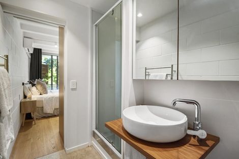 Photo of property in 14/73 Princes Street, Northcote Point, Auckland, 0627