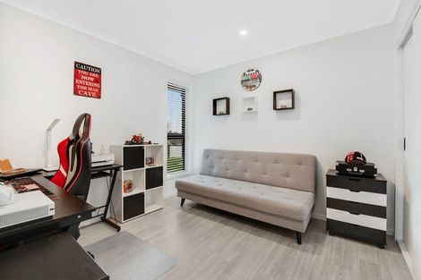 Photo of property in 23 Urumaraki Avenue, Helensville, 0800