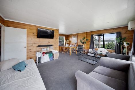 Photo of property in 80 Cottingham Crescent, Mangere East, Auckland, 2024